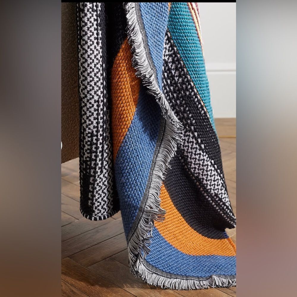 MISSONI HOME
Yailin Fringed Jacquard Throw